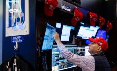 Европейските акции изостават от ралито на САЩ с най-много от 1995 г. 