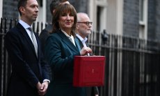 Безпомощният бюджет на Рейчъл Рийвс е движен от страх