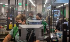 Липсата на ваксинация и цените на тока забавят възстановяването на България