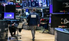 "Глупавата" търговия на Уолстрийт за 2024 г. залага на ранно намаляване на лихвитe