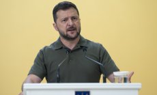 Зеленски осъди посещението на Моди в Русия