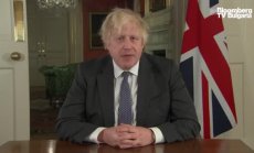 Джонсън: Задава се приливна вълна от омикрон