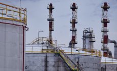 Новините около Иран дадоха лек тласък на петрола