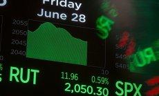 Накъде се насочва фондовият пазар след дивото първо полугодие в пет графики