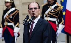 Макрон разчиства пътя си с избора на Кастекс за премиер на Франция