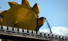 Китай трудно балансира между безопасността и енергийната сигурност