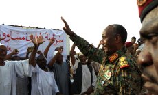 Судан рискува да се разцепи след съобщения за паралелни правителства
