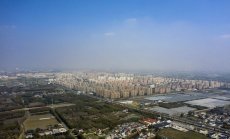 Местните власти в Китай започват да купуват земя