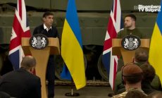  Сунак: Украйна се нуждае от ракети с дълъг обсег, за да победи