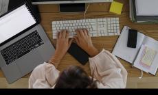 Deutsche Bank: Работата от вкъщи е привилегия, за която трябва да се плаща данък