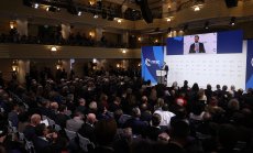 Тръмп препуска към сделка с Путин, оставяйки Европа в прахта