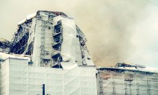 Пожар обхвана емблематичната сграда на бившата борса в Копенхаген