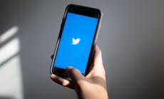 Twitter обмисля абонаментна услуга, акциите ѝ поскъпват