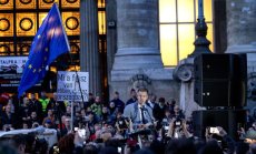 Опонент на Орбан събира подкрепа, обещавайки про-европейска ориентация в Унгария