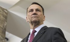 Украйна има болезнени исторически епизоди с Полша, които спъват Зеленски