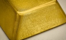 Златото е в ръцете на Тръмп, Китай и краля долар