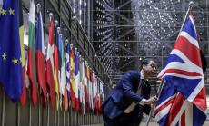 Коронавирусът поставя под риск преговорите между Великобритания и ЕС