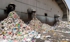 Депозитната система събира 90% от пластмасовите отпадъци, без да вреди на продажбите