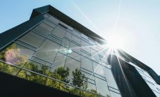 Политическата нестабилност кара инвеститори да избират съседите на България