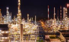 Абу Даби ще инвестира 122 милиарда долара в петрол и природен газ