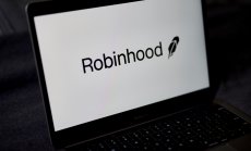 Robinhood oцени акциите си в долния край на ценовия диапазон