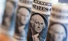 Доларът прекъсна най-дългата си печеливша серия от януари 2016