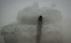 Украйна ще получи 49 танка Ambrams от Австралия и стотици бойни машини от САЩ 