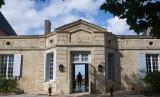  Иде краят на голямата китайска любовна афера с френските лозя