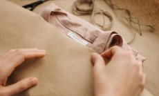 Персонализирана мода без отпадъци – примерът на един български устойчив бранд