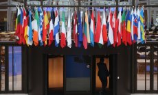 ЕС иска да забрани руските пари за партии преди европейския вот