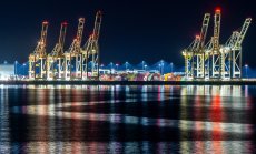 Тръмп ще обложи Канада и Мексико с 25% мита в събота