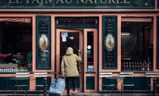 Франция отбелязва лек растеж, който е стимул за затруднената еврозона