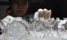 Завод за стъкло показва как САЩ могат да съживят производството