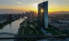 ЕЦБ увеличи стимулите с удължаване на програмата за изкупуване на облигации и евтини заеми