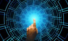 Робот обяснява в есе защо изкуственият интелект не е заплаха за човечеството