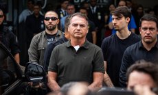 Болсонаро започна да излежава 27-годишна присъда за опит за преврат в Бразилия