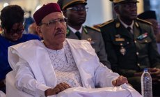 Нигерски войници обявиха преврат в западноафриканската държава