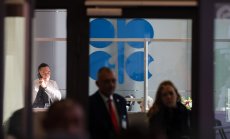 ОПЕК+ намалява добива на петрол с 2 млн. барела на ден