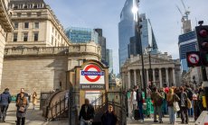 Икономиката на Обединеното кралство е напът да избегне твърдо приземяване и рецесия