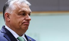 Си и Орбан: Унгария ще качи европейците в електрическа кола за 10 000 долара