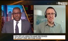 75% от пълнолетните американци с една доза ваксина