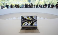 Менюто на iPhone най-накрая ще е достъпно на български език