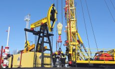 Турция: Покупките на руски петрол са решение на фирмите, въпреки призива на Тръмп