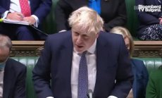 Джонсън мислел, че партито с напитки е работна среща