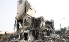 Как Иран и Израел се атакуват един друг, като избягват тотална война