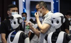 Китайските роботи не могат да свършат всичко сами
