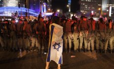 Реформите на Нетаняху оставят послевкус на обявена "война срещу жените"