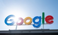 Google: първите AI очила с Gemini ще пристигнат през 2026 г.