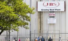 Руски хакери стоят зад атаката срещу най-големия производител на месо в света