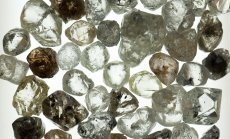 Санкциите затягат пазара на диаманти и дори De Beers не може да помогне